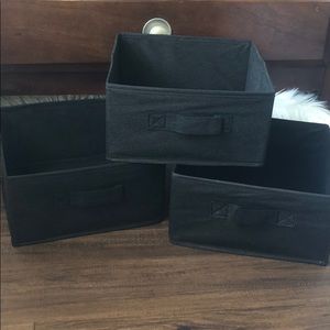 Storage bins